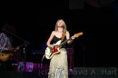 Liz Phair * Liz Phair at Kiss Concert 2004 - Photos by Kiss 108 * 640 x 427 * (26KB)